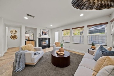 Welcome to this beautifully maintained and move-in-ready - photo 12