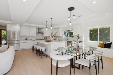Welcome to this thoughtfully designed, expanded, and extensively - photo 15