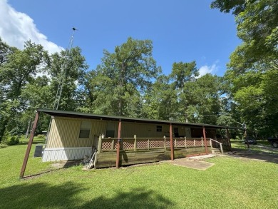 Lake Louis Home For Sale in Sicily Island Louisiana