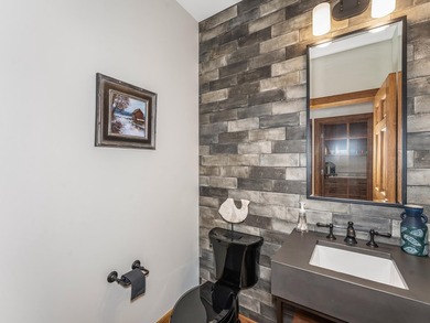 Experience unmatched Northwoods luxury on the Eagle River Chain - photo 27