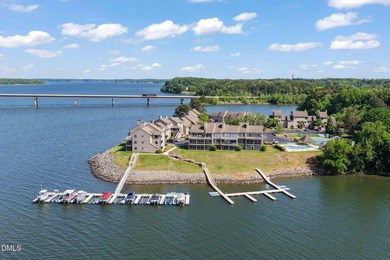 Live your best life at 63 The Moorings--where lake days start - photo 27