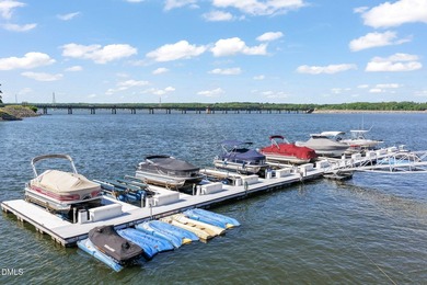 Live your best life at 63 The Moorings--where lake days start - photo 33