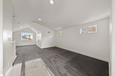 Welcome to this beautifully maintained and move-in-ready - photo 35