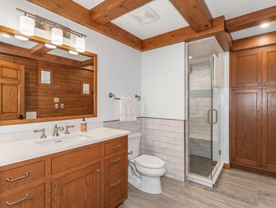 Experience unmatched Northwoods luxury on the Eagle River Chain - photo 40