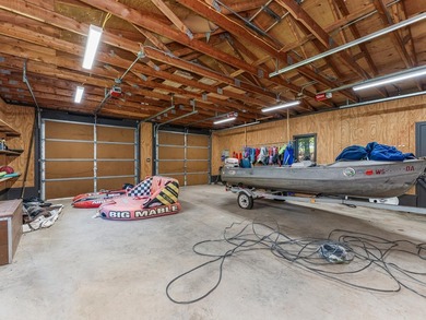 Experience unmatched Northwoods luxury on the Eagle River Chain - photo 57