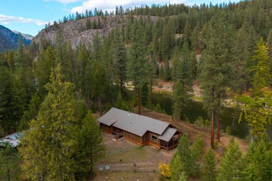 (private lake, pond, creek) Home For Sale in Laurier Washington