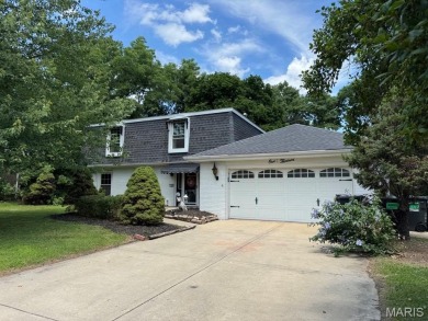 Lake Home For Sale in Fairview Heights, Illinois