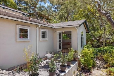 Fantastic Carmel-by-the-Sea cottage located on a very quiet - photo 17