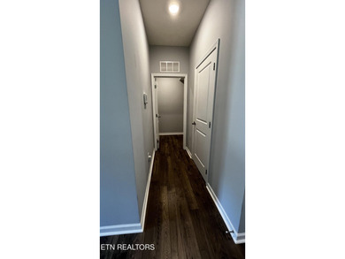 Seller Motivated! Nearly New Smart Home with 7 year structural - photo 4
