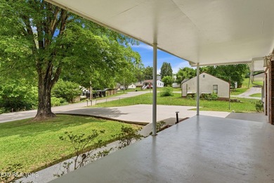 Welcome to 513 Smokey Drive in Loudon, TN! This charming - photo 7