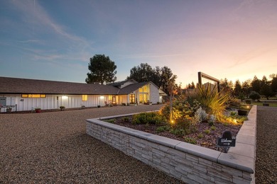 Luxury living in this Clovis Countryside, Sonoma inspired Ranch - photo 5