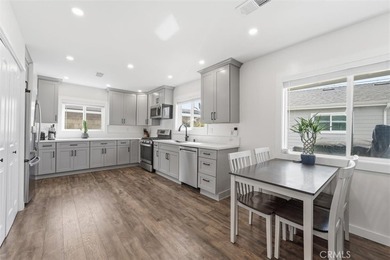 TWO ON A LOT!!! Welcome to a rare east Long Beach opportunity - photo 8