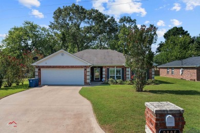 Lake Gladewater Home For Sale in Gladewater Texas