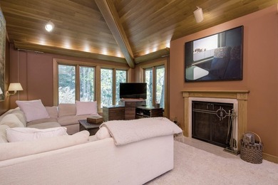 Just 5 minutes from downtown Ketchum, this property is the - photo 15