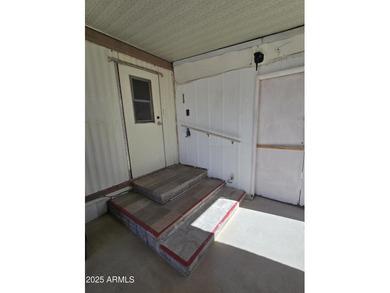 2 bedroom 1 bath mobile home located in 55+ Community HOA fees