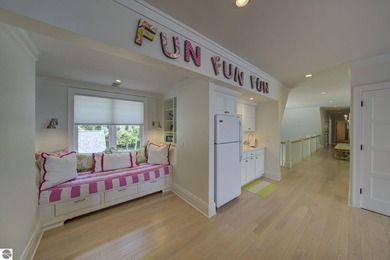 Set along prestigious Northport Point Road, this extraordinary - photo 26