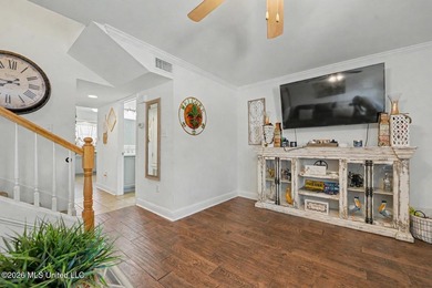 Wow! Want to live in OLD TOWNE Bay St Louis? Here's your chance - photo 5