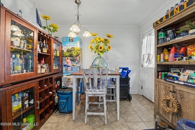 Wow! Want to live in OLD TOWNE Bay St Louis? Here's your chance - photo 9