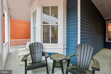 Welcome to 146 Duke of Gloucester Street! As you approach the - photo 6