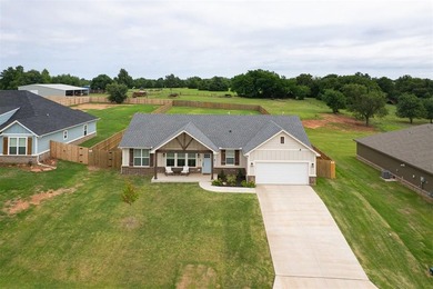 Custom Gellenbeck Home in Prairie Pointe Estates on a 1/2-acre - photo 22