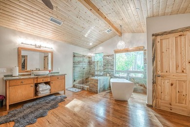 OPEN HOUSE: Sunday, July 5th 12 - 3pmMeticulously maintained and - photo 29