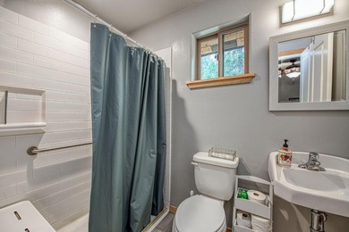 OPEN HOUSE: Sunday, July 5th 12 - 3pmMeticulously maintained and - photo 35