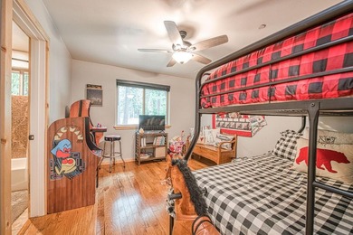 OPEN HOUSE: Sunday, July 5th 12 - 3pmMeticulously maintained and - photo 37