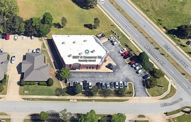 Great office or retail space in a high traffic location! - photo 7