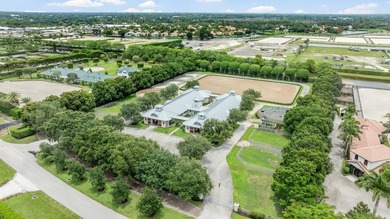 Offered for the first time in over 16 years, this premier estate - photo 3