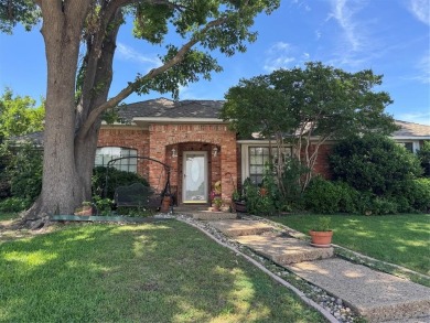 INVESTOR SPECIAL in sought after Central-West Plano family