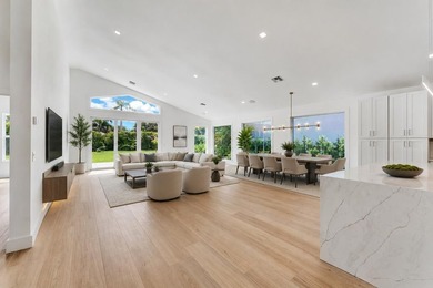 Completely Renovated 3 bedroom, 3.5 baths plus Den Home in Palm - photo 1