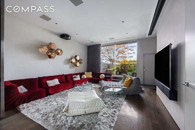 Penthouse at 42 White Street Crowning a landmarked 1835 - photo 15
