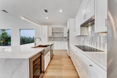 Completely Renovated 3 bedroom, 3.5 baths plus Den Home in Palm - photo 7