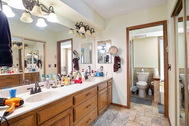 Well maintained home with limited view of Kingswood golf course - photo 18