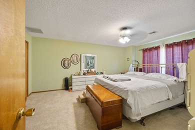 Well maintained home with limited view of Kingswood golf course - photo 19
