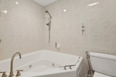 **Exceptional Value at New Price- Don't Miss out!!**Discover - photo 19