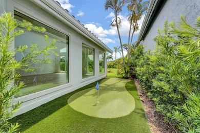 Completely Renovated 3 bedroom, 3.5 baths plus Den Home in Palm - photo 9