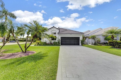 Completely Renovated 3 bedroom, 3.5 baths plus Den Home in Palm - photo 10