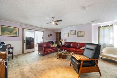 Well maintained home with limited view of Kingswood golf course - photo 25