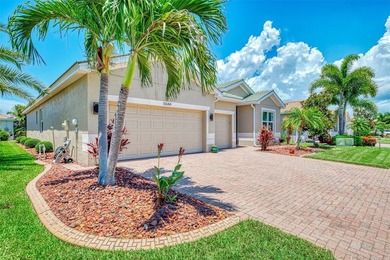 Welcome to this meticulously maintained MOVE-IN-READY Tivoli - photo 3