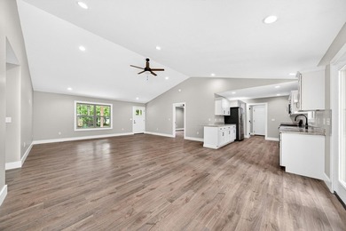 ? New Construction in Lake Tansi - Modern Comfort on 3 Combined - photo 7