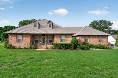 Nestled between Sparta and Cookeville, this charming 3-bedroom - photo 1