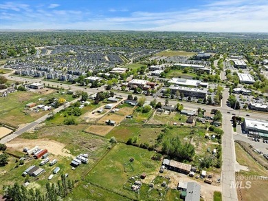 This is one of several properties in the Jewel Sub that are - photo 6
