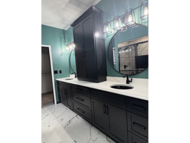 Newly Constructed Luxury Home