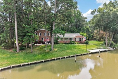 Imagine a peaceful, private, spacious, and cozy home nestled in - photo 2