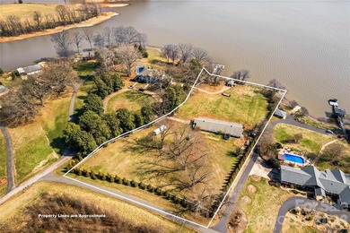 Discover the waterfront lifestyle you've been dreaming of with - photo 8