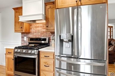 Back on the market at no fault of seller! Inspections complete - photo 10