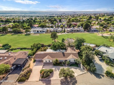 A rare opportunity to own a classic Coronado Country Club estate - photo 2