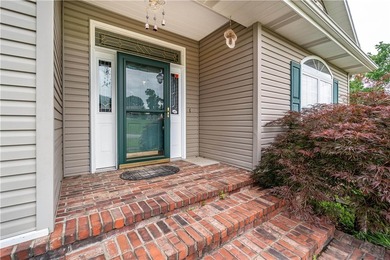 Stunning Home with Ozark Mountain Views - Across from Golf - photo 5