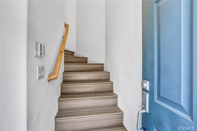 Bright & Modern 2-Bed, 2-Bath townhome in San Diego! Welcome to - photo 6